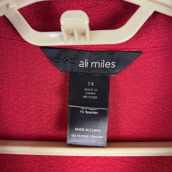 Ali Miles Red Black Toggle Button Closure Roll Tab Sleeve Blouse Women's 1X - Picture 3 of 9